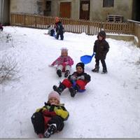 Kindergarten - Raus in den Schnee!